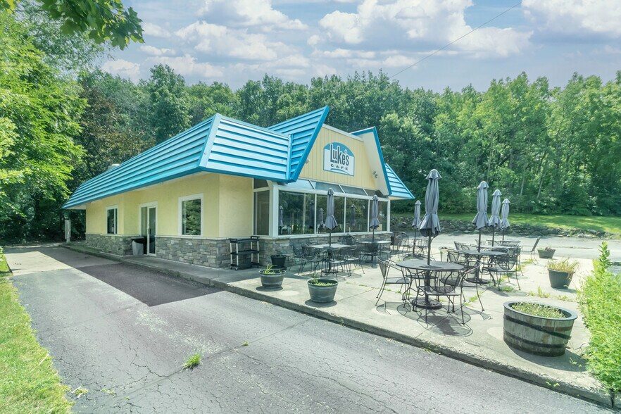 More Photos Of 6115 US Highway 51, McFarland Fast Food For Sale