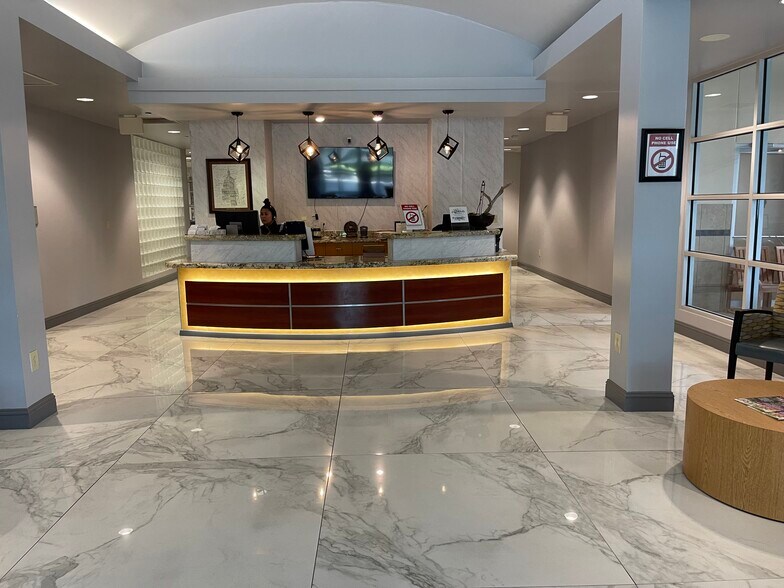 More Photos Of 1320 W Walnut Hill Ln, Irving Medical For Sale