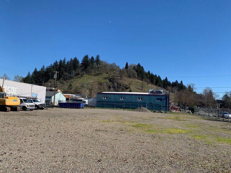 Primary Photo Of 171 Washington St, Eugene Land For Lease