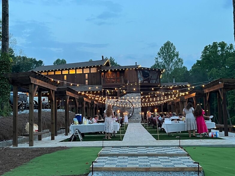 More Photos Of 550 Old Mill Rd, Campobello Lodge Meeting Hall For Sale