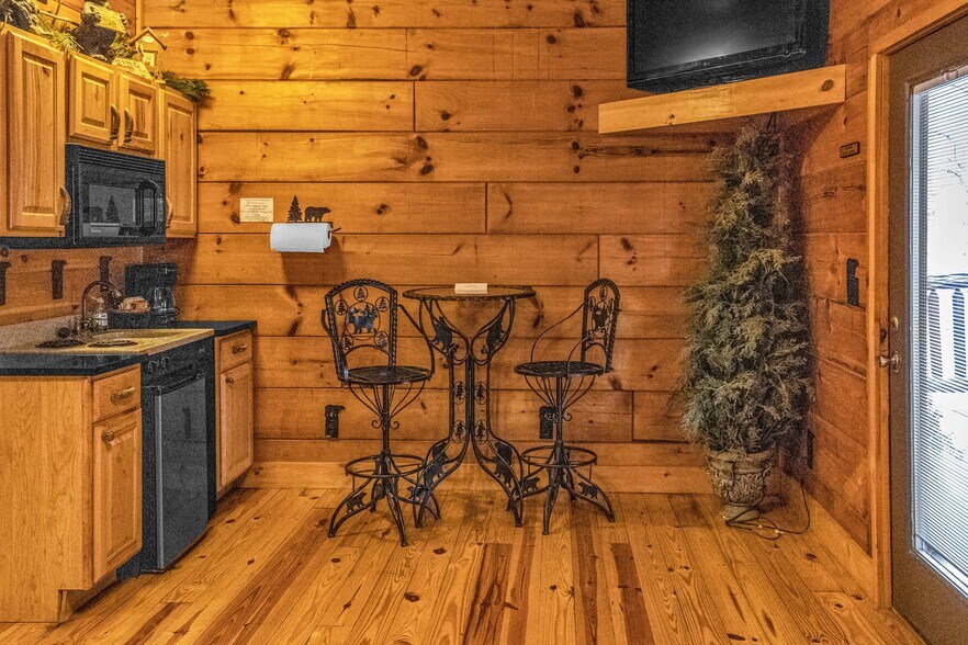 More Photos Of , Tellico Plains Unknown For Sale