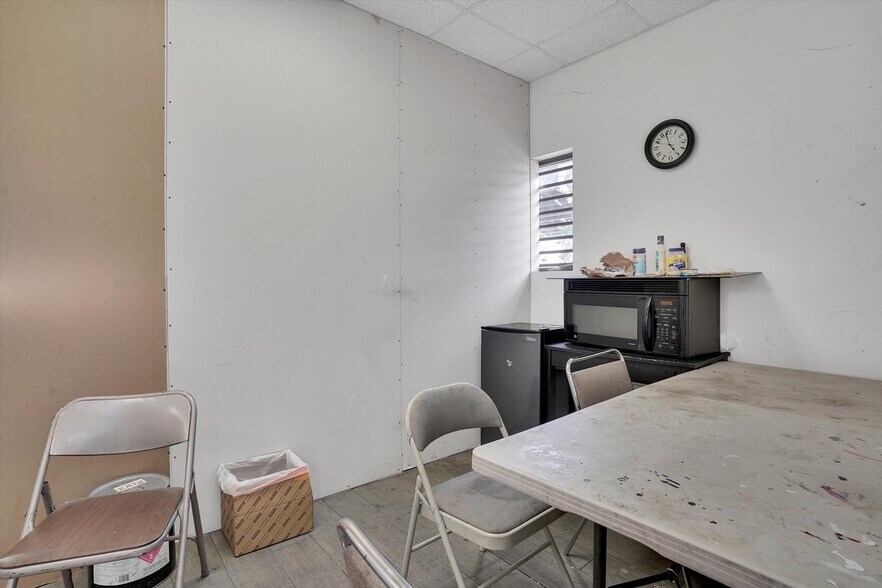 More Photos Of 17306 Alief Clodine Rd, Richmond Auto Repair For Sale