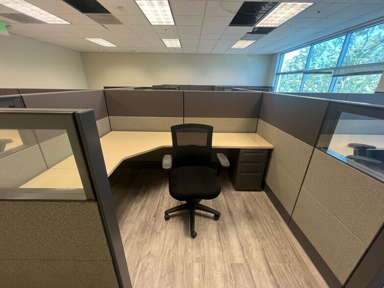 More Photos Of 47653-47693 Lakeview Blvd, Fremont Research And Development For Lease