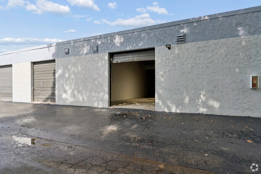 More Photos Of 2020 W McNab Rd, Fort Lauderdale Unknown For Lease