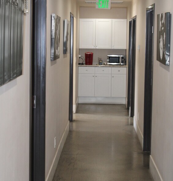 More Photos Of 12361-12363 Doherty St, Riverside Warehouse For Lease