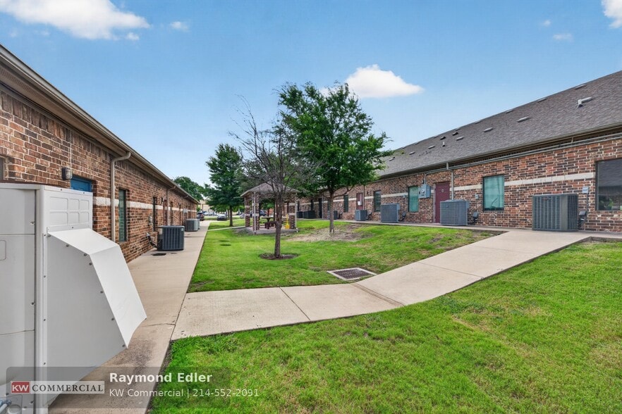 More Photos Of 4819 SH 121, The Colony Medical For Sale
