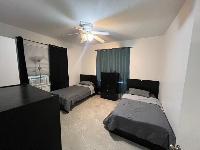 More Photos Of 545 Ne 23rd St, Wilton Manors Rehabilitation Center For Lease