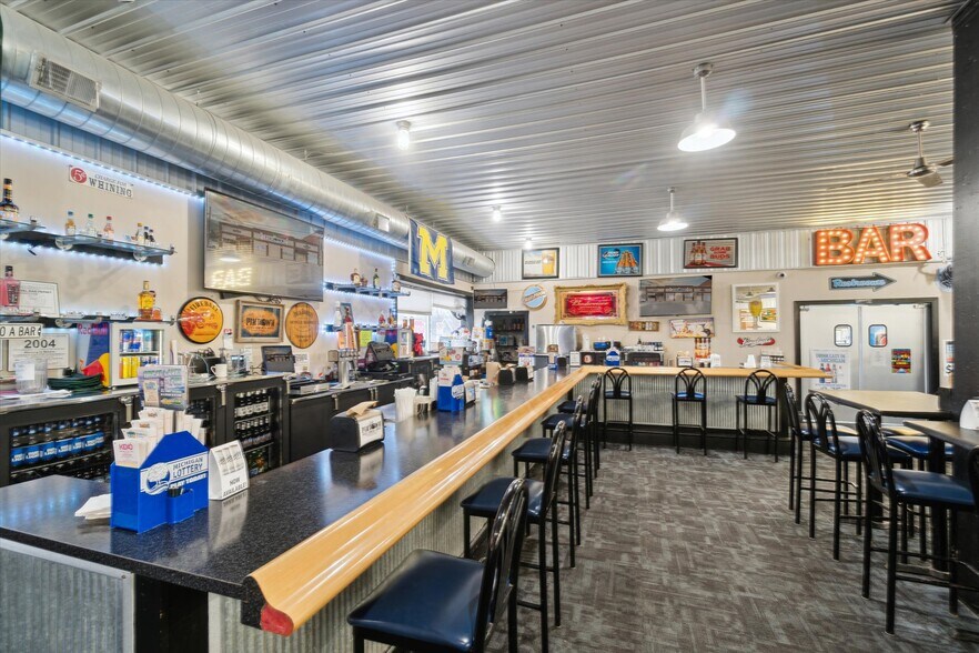 More Photos Of 142 N Saginaw St, Chesaning Bowling Alley For Sale