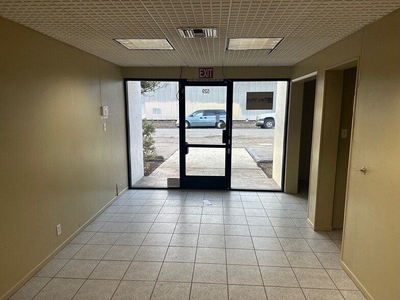 More Photos Of 529 W 4th Ave, Escondido Warehouse For Sale