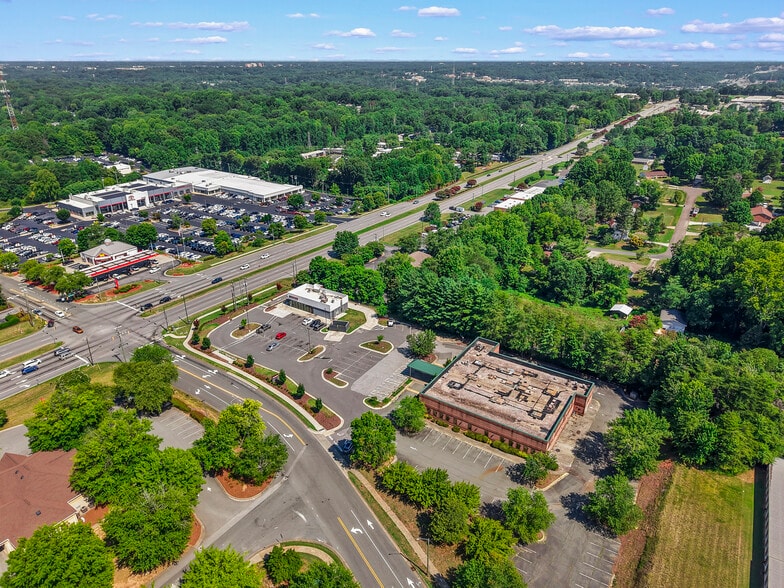 More Photos Of 3169 Peters Creek Pky, Winston-Salem Restaurant For Sale