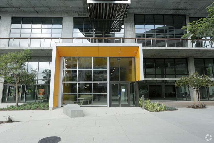 More Photos Of 5800 Bristol Pky, Culver City Office For Lease