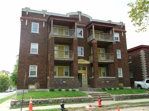 Primary Photo Of 3319 E 30th St, Kansas City Apartments For Sale