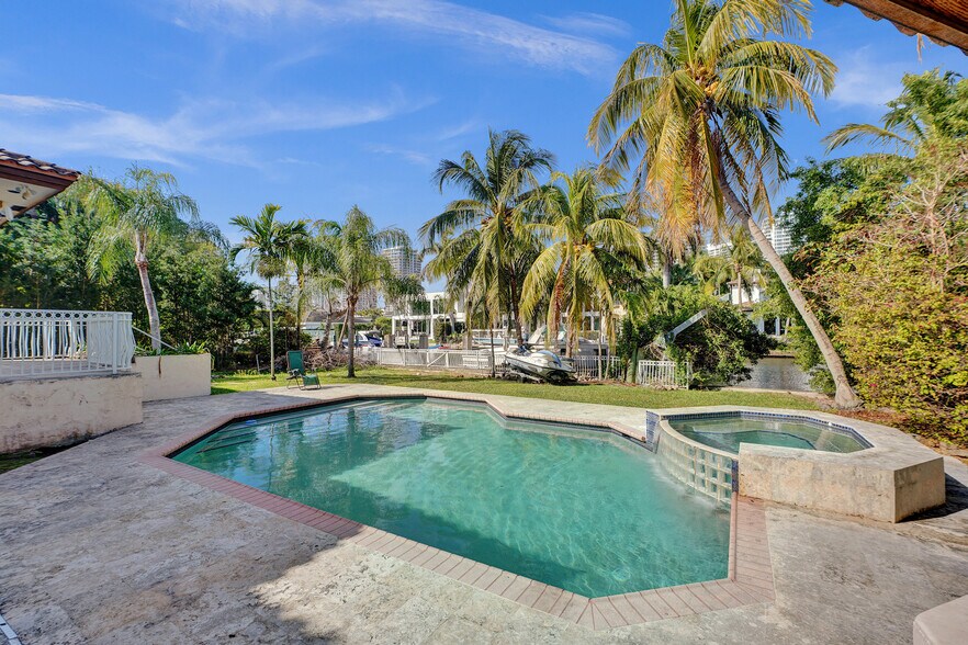 More Photos Of 584 Golden Beach Dr, Golden Beach Apartments For Sale