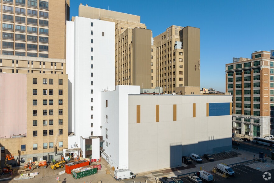 More Photos Of 201-219 N 15th St, Philadelphia Medical For Lease