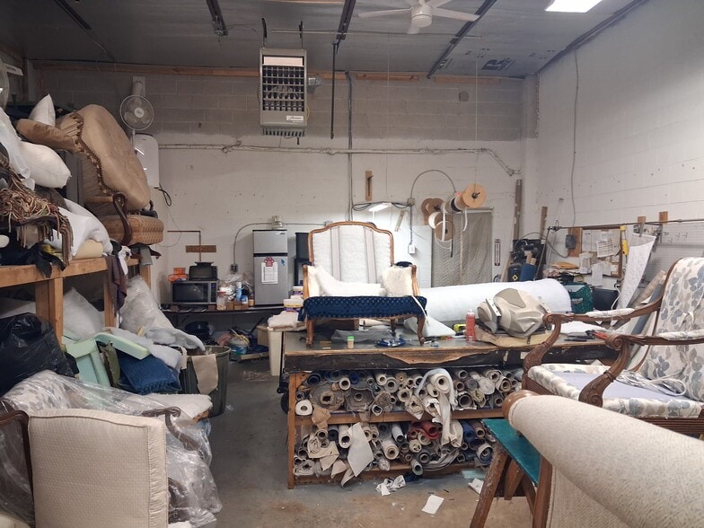 More Photos Of 4570 E Bristol Rd, Feasterville Trevose Light Manufacturing For Sale