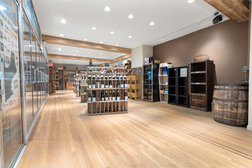 More Photos Of 27 Harvard St, Brookline Office For Lease