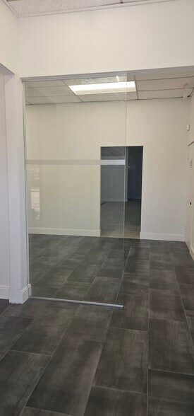 More Photos Of 1411 N Dixie Hwy, Lake Worth Freestanding For Lease