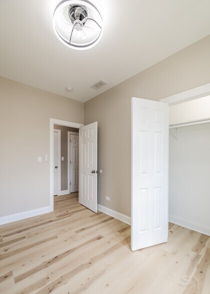 More Photos Of 623 Hamlin Ave, Chicago Apartments For Sale