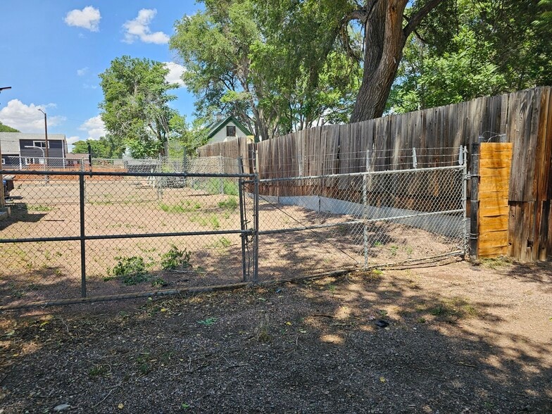 More Photos Of 1102 E Abriendo Ave, Pueblo Lodge Meeting Hall For Sale