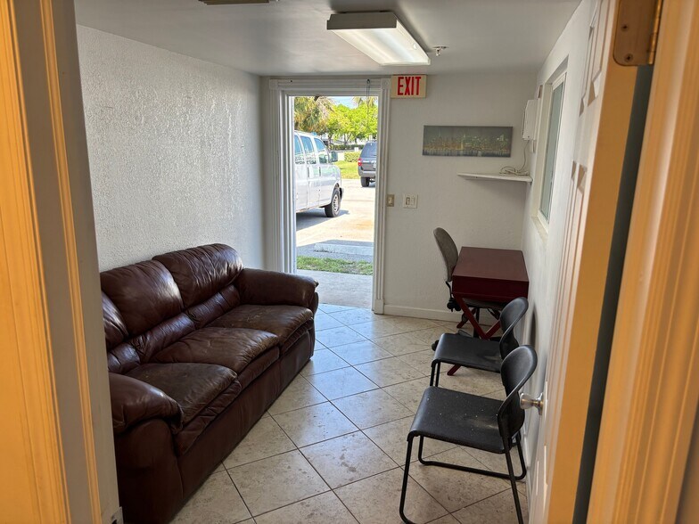 More Photos Of 3680 Investment Ln, Riviera Beach Warehouse For Sale