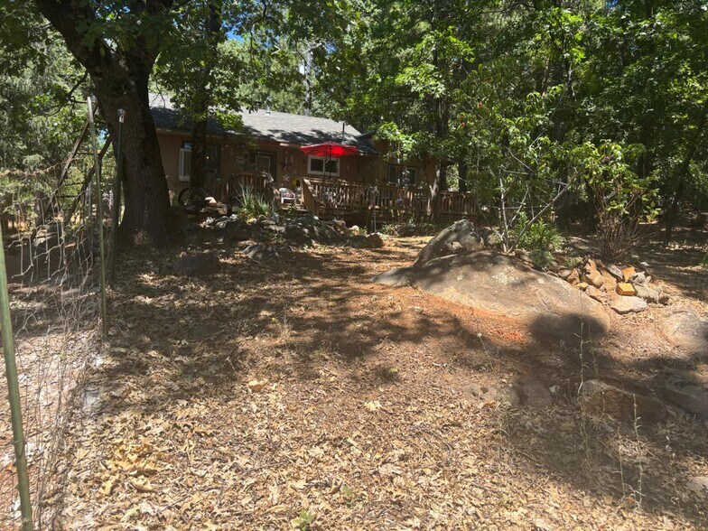 More Photos Of 15574 Hinton Rd, Pioneer Land For Sale