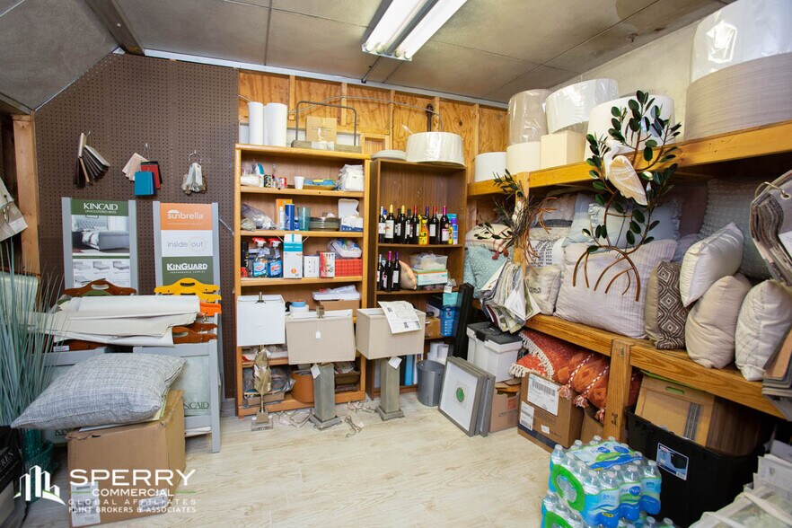 More Photos Of 27XX N Cocoa Blvd, Cocoa Freestanding For Sale