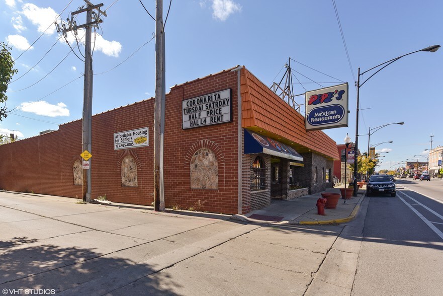 More Photos Of 3231 W 63rd St, Chicago Restaurant For Sale