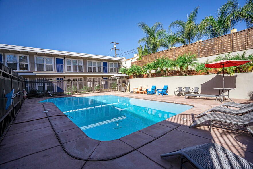 More Photos Of 5747 Lauretta St, San Diego Apartments For Sale