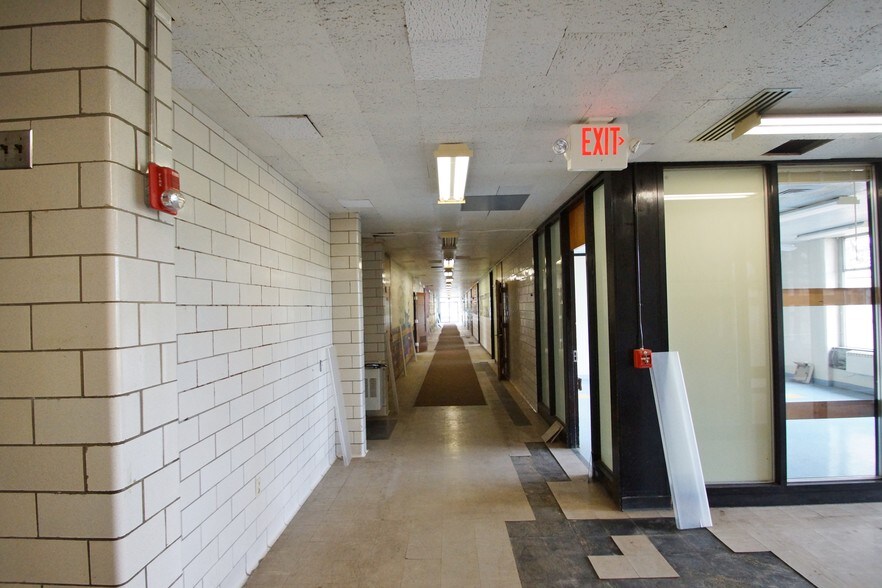 More Photos Of 2631 Harvard Ave NW, Canton Schools For Lease