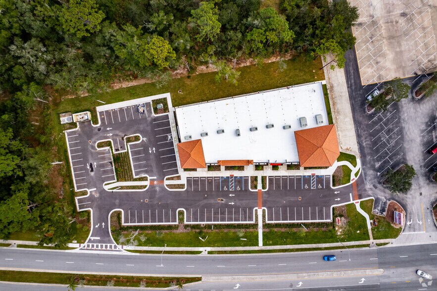 More Photos Of 11895 S Apopka Vineland Rd, Orlando Storefront For Lease