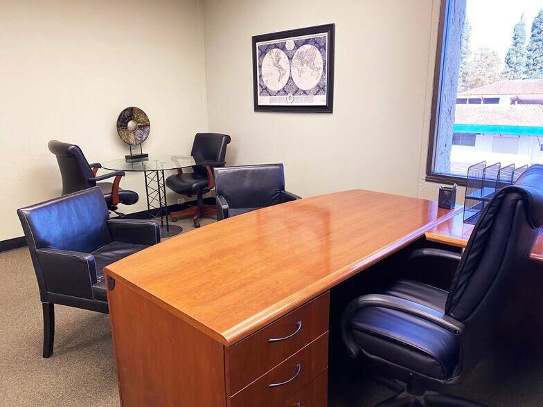 More Photos Of 16776 Bernardo Center Dr, San Diego Coworking Space