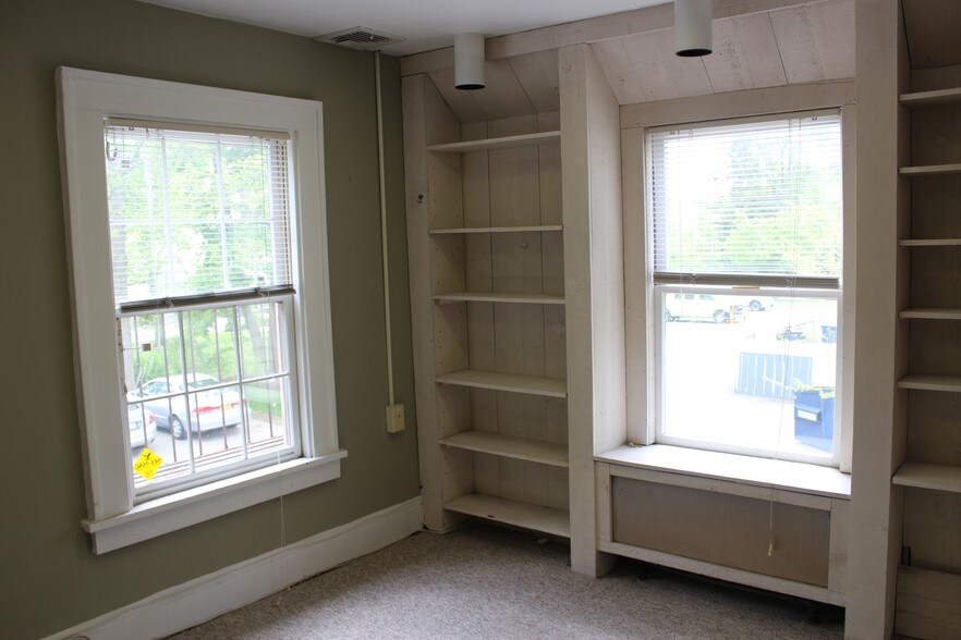 More Photos Of 239 Lexington Ave, Mount Kisco Loft Creative Space For Sale