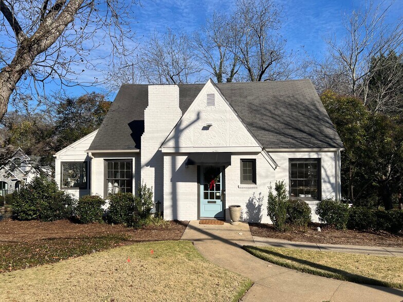 Primary Photo Of 3101 Augusta St, Greenville Office For Lease