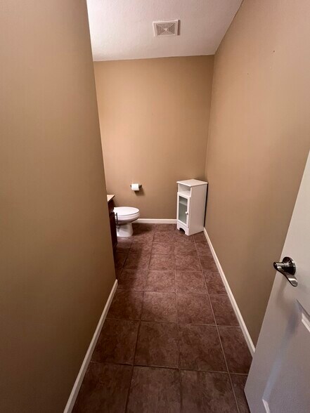 More Photos Of 4911-4915 Illinois Rd, Fort Wayne Office For Lease