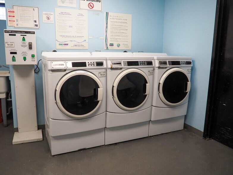 More Photos Of 25 Sherman Ave, Staten Island Apartments For Sale