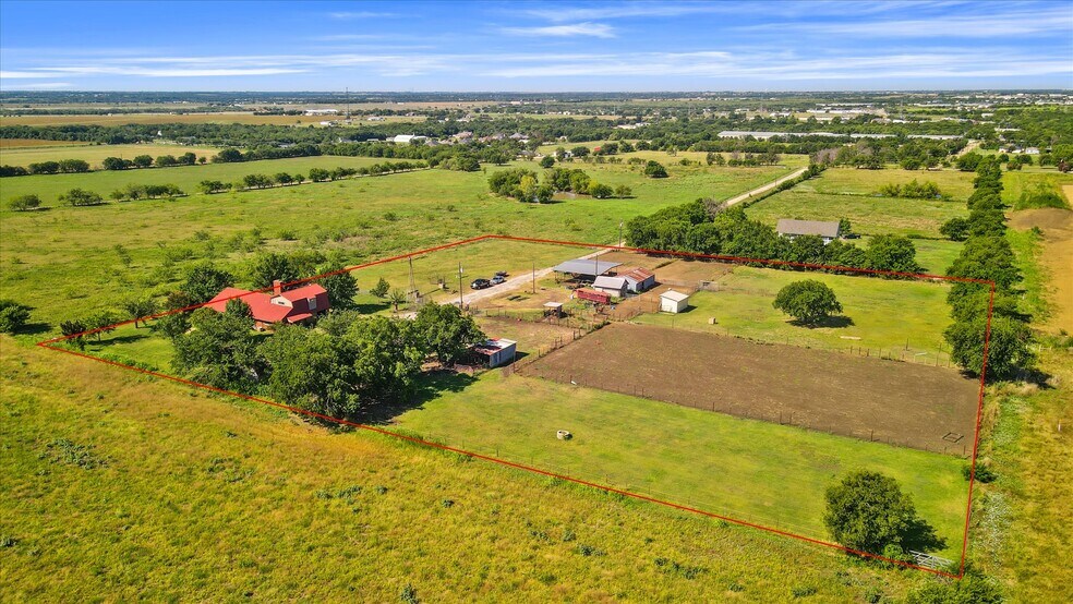 More Photos Of 2507 Howell Dr, Venus Land For Sale