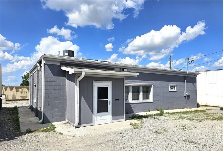 Primary Photo Of 1230 Woodswether Rd, Kansas City Freestanding For Sale