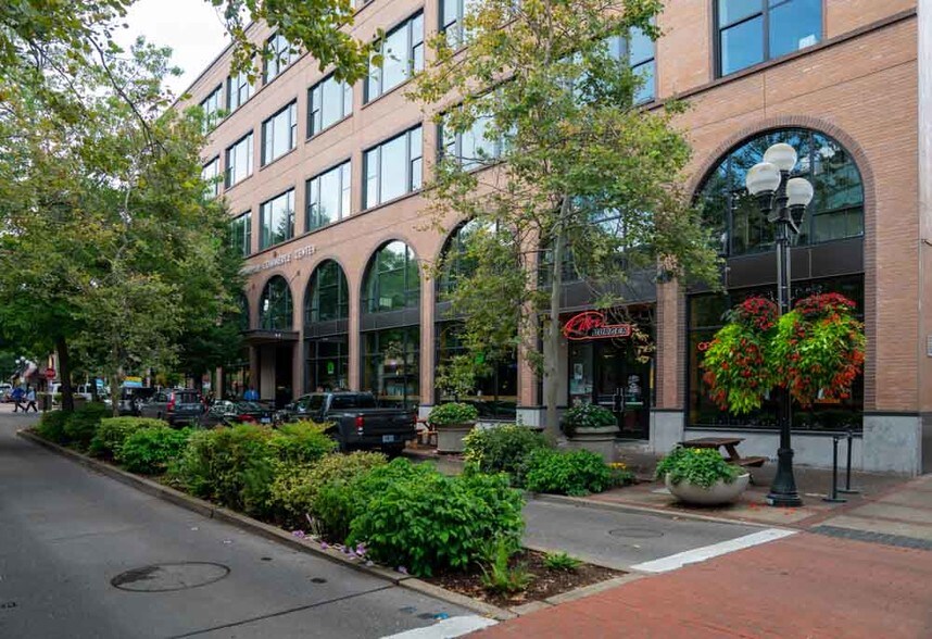 More Photos Of 44 W Broadway, Eugene Loft Creative Space For Lease