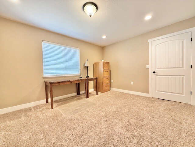 More Photos Of 201 10th St, Windsor Office For Sale