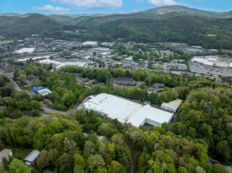 More Photos Of 482 State Farm Rd, Boone Self Storage For Sale