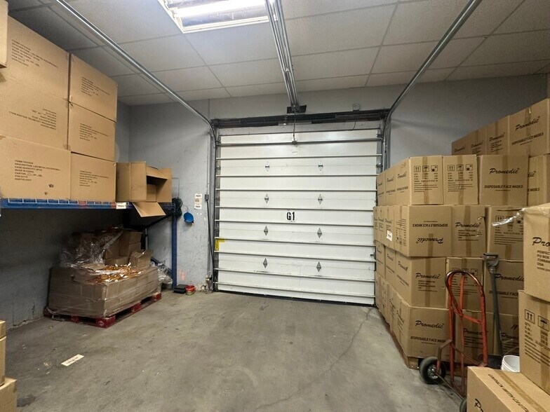 More Photos Of 2335 Union Rd, Cheektowaga Distribution For Lease
