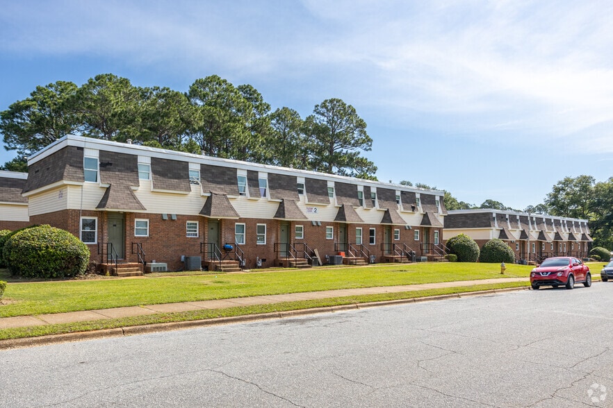 More Photos Of 1013 Cedar Ave, Albany Apartments For Sale