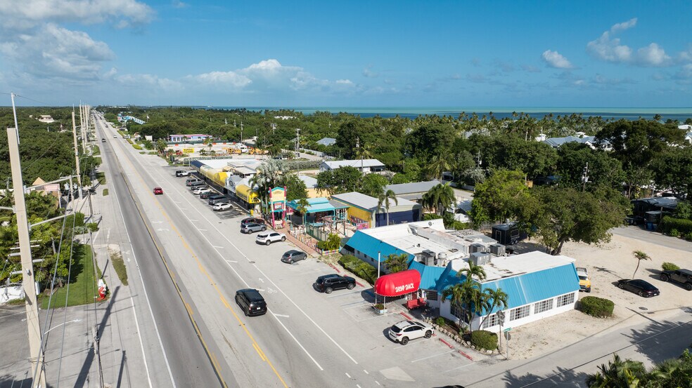 More Photos Of 81901 Overseas Hwy, Islamorada Restaurant For Sale