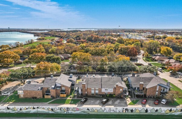Primary Photo Of 5420, 5428, & 5510 Lakeview Pky, Rowlett Apartments For Sale