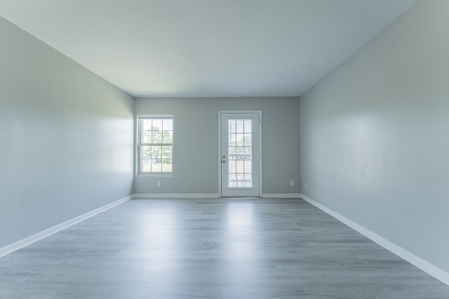 More Photos Of 407 N College St, Tullahoma Apartments For Sale