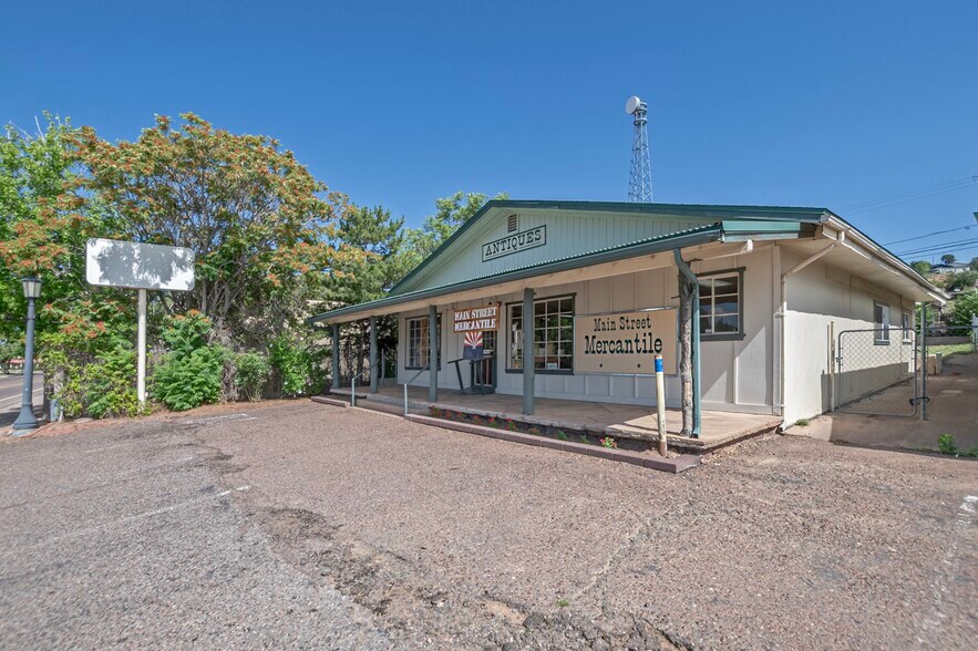 More Photos Of 216 W Main St, Payson General Retail For Sale