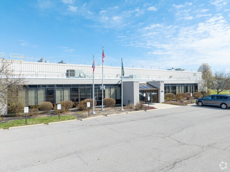 More Photos Of 3024 Symmes Rd, Hamilton Manufacturing For Lease