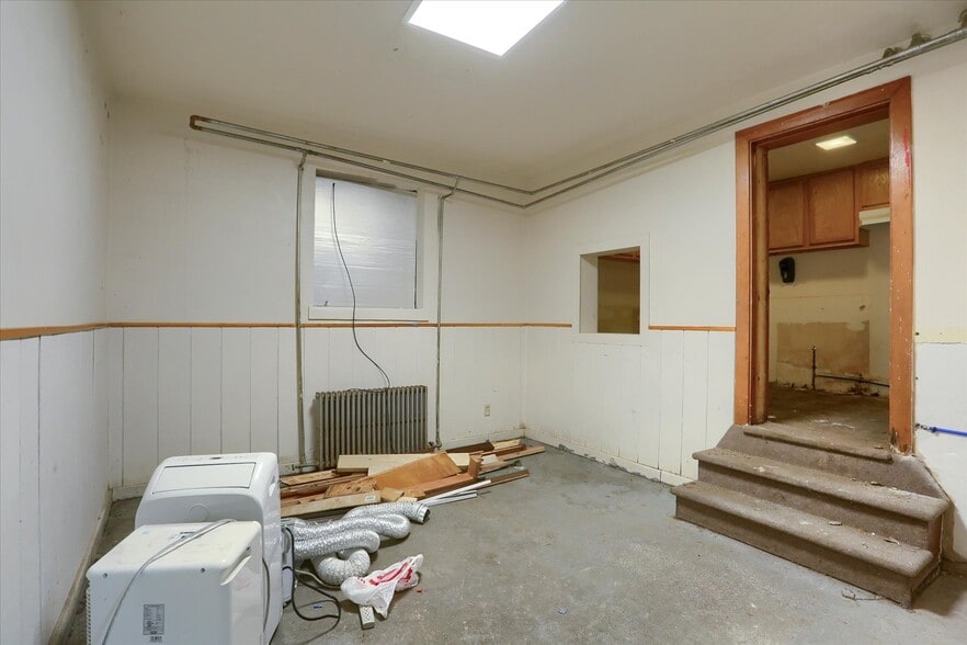 More Photos Of 5948 Linglestown Rd, Harrisburg Restaurant For Sale