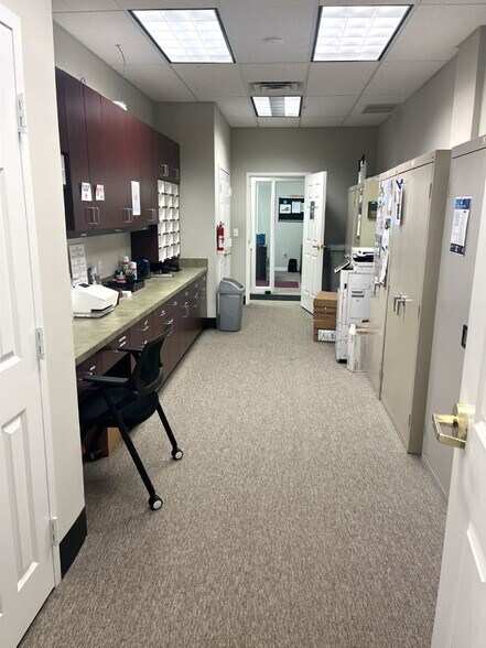 More Photos Of 1030 Old Bon Air Rd, Richmond Office For Sale