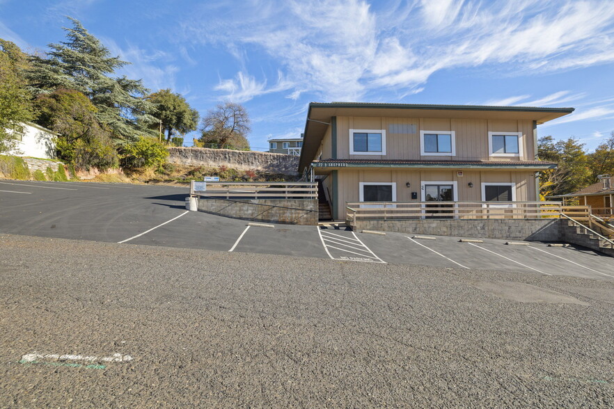 Primary Photo Of 27 S Shepherd St, Sonora Office For Sale